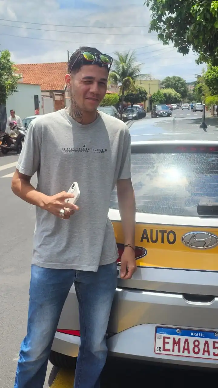Aluno aprovado em aula de direção com o Instrutor Flávio em Ribeirão Preto 4